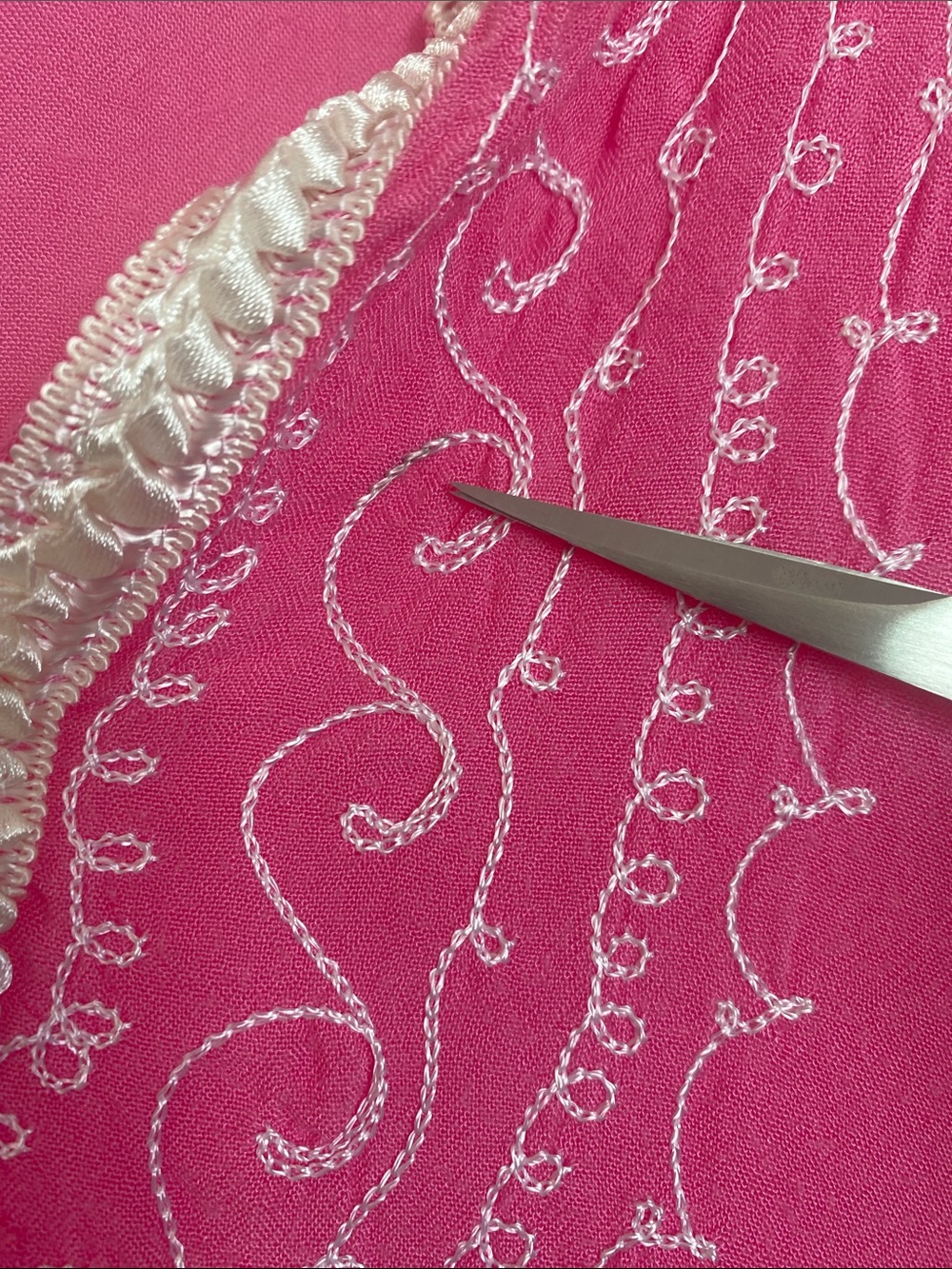 Bartholomew Pink and White Embroidered Tunic Top Bathing Suit Cover Up S/M - Picture 3 of 9